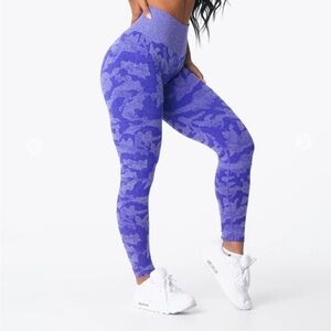 Electric Blue Camo Seamless Leggings